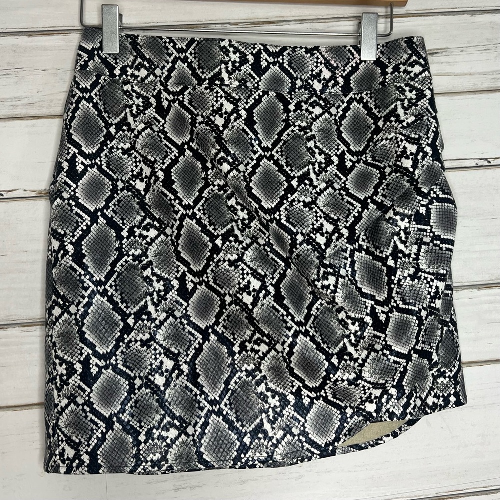🌟Kendall and Kylie Skirt